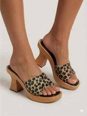 Vintage 90s Guess Fuzzy Leopard Slip-on Heeled Wood Mules - 36/6, Italy 🇮🇹